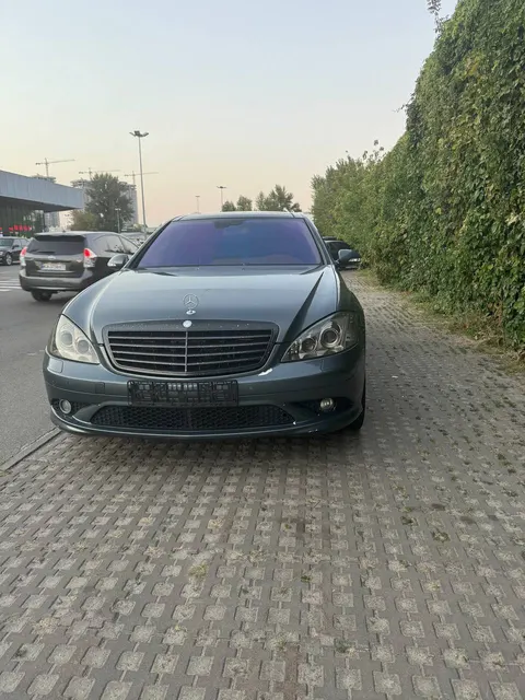 Mercedes-Benz Benz 550 w221