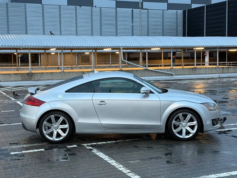 Audi TT 8J — фото 4
