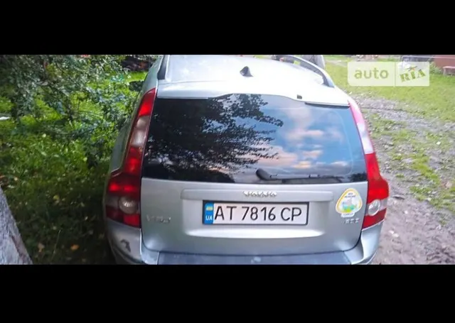 Volvo V50