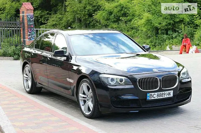 BMW 740