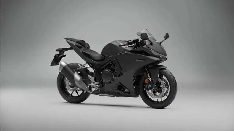 Honda представила новий CBR500R Four — фото 2