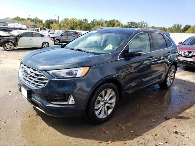 Ford EDGE TITANIUM