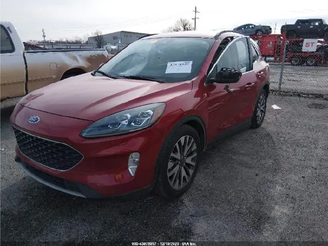 Ford ESCAPE TITANIUM HYBRID