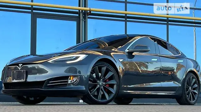 Tesla Model S
