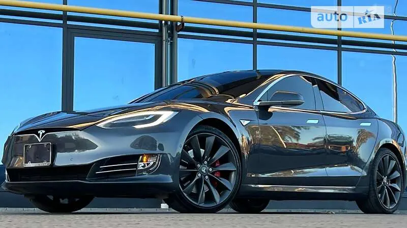 Tesla Model S