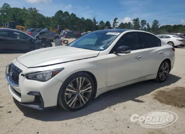 Infiniti Q50 LUXE