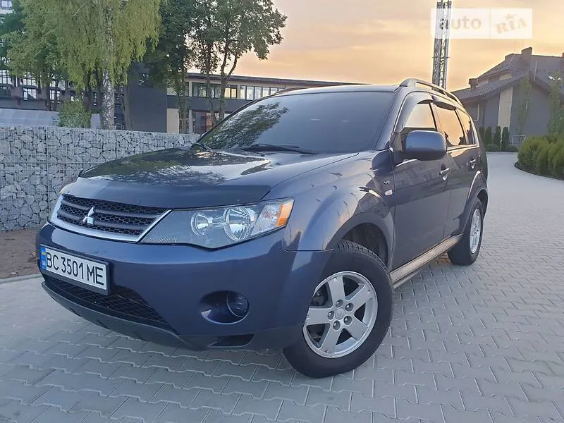 Mitsubishi Outlander XL XL