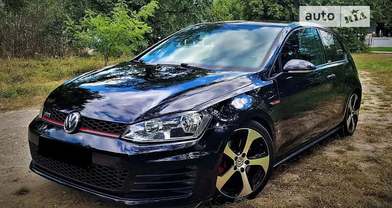 Volkswagen Golf GTI