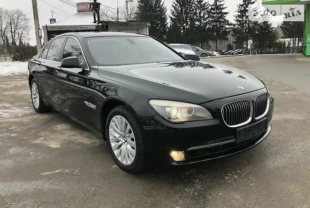 BMW 730