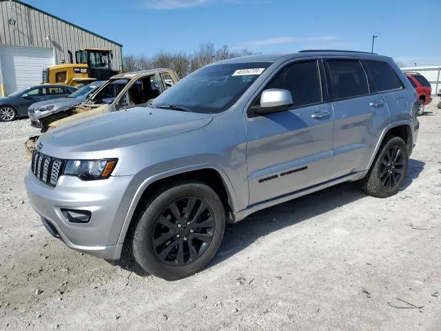 Jeep GRAND CHEROKEE LAREDO