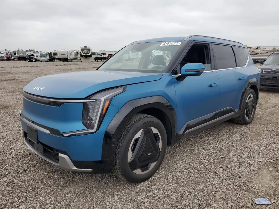 Kia EV9 LAND