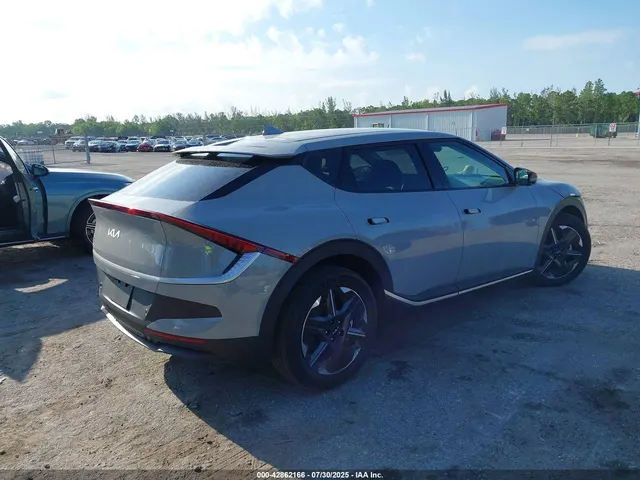 Kia EV6 Light Long Range