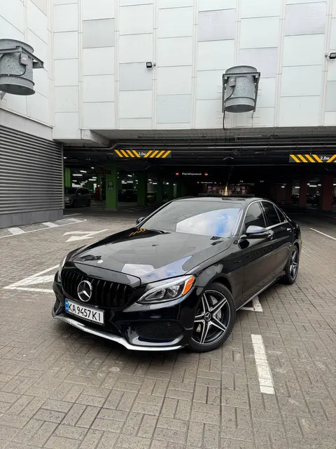 Mercedes-Benz C300