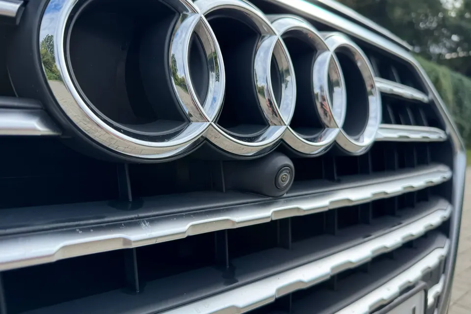 Audi Q7 Quattro — фото 6
