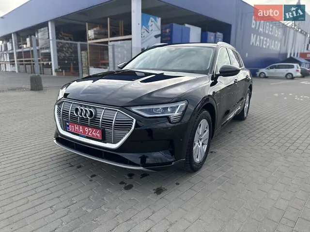 Audi e-tron