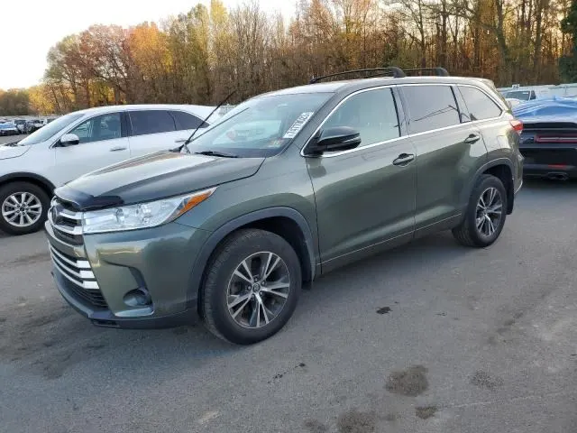 Toyota HIGHLANDER LE