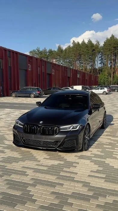 BMW G30 540i 5 Series