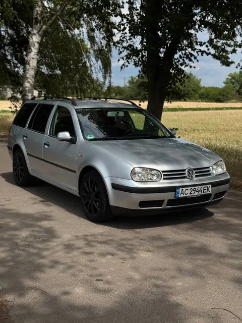 Volkswagen Golf 4