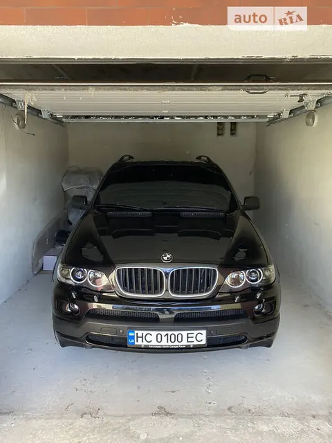 BMW X5 4.8is