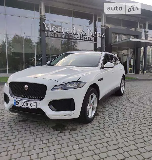 Jaguar F-Pace