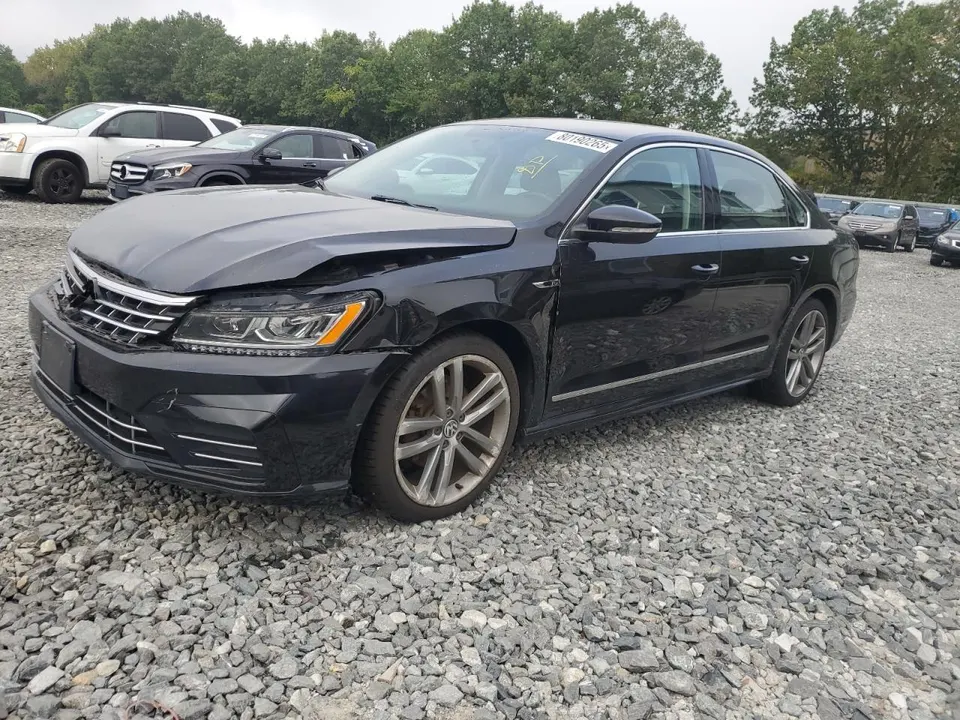 Volkswagen PASSAT R-LINE