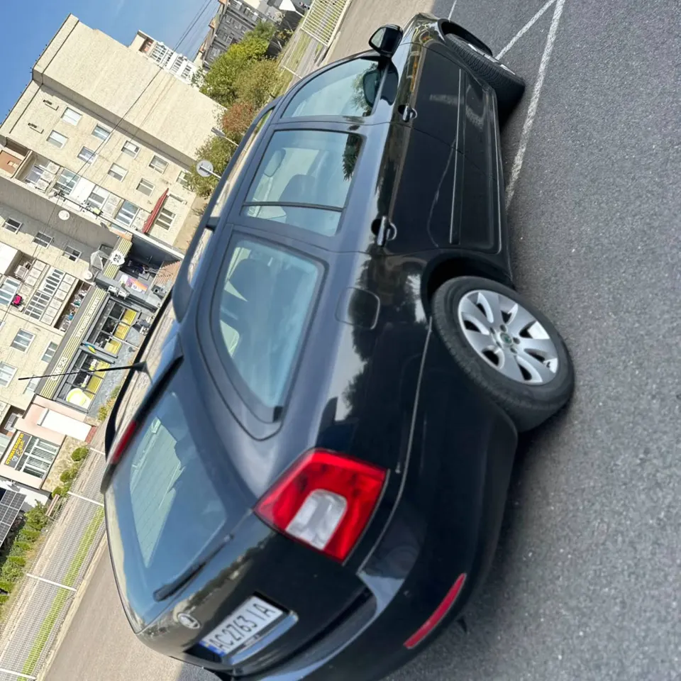 Skoda Octavia — фото 6