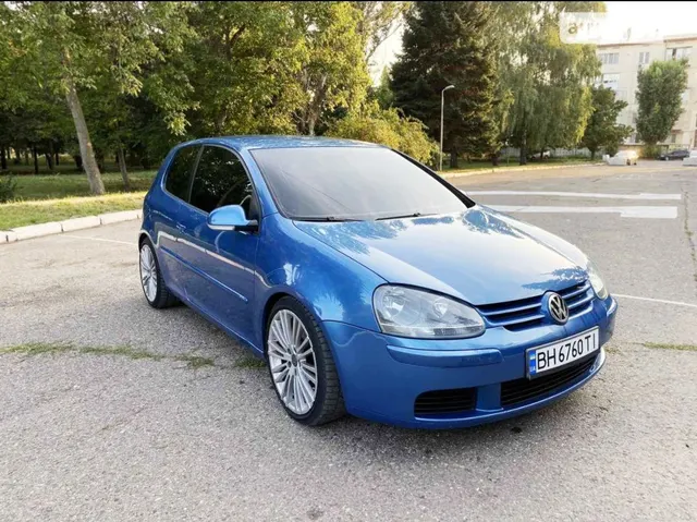 Volkswagen Golf V