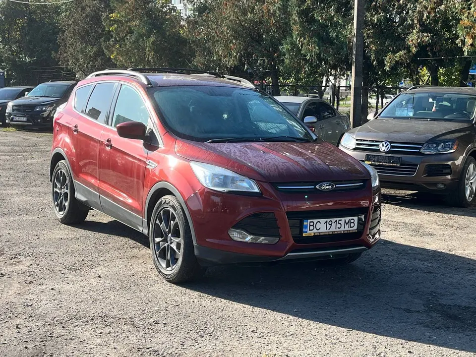 Ford ESCAPE