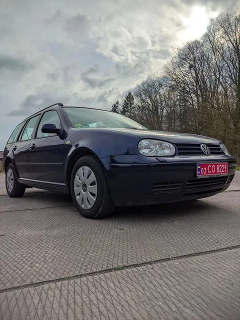 Volkswagen Golf 4
