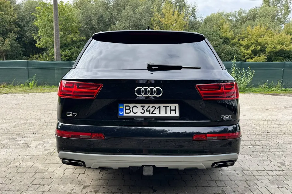 Audi Q7 Quattro — фото 5