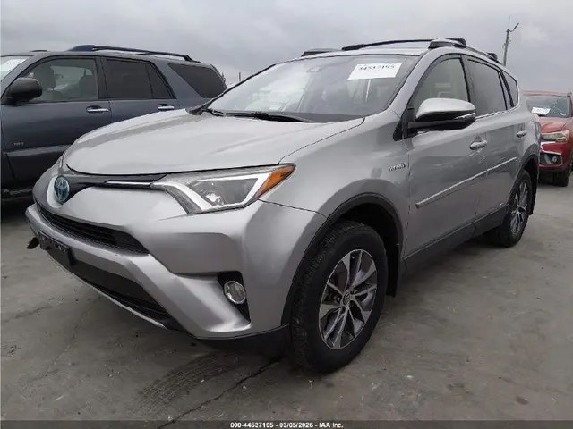 Toyota RAV4 HYBRID XLE