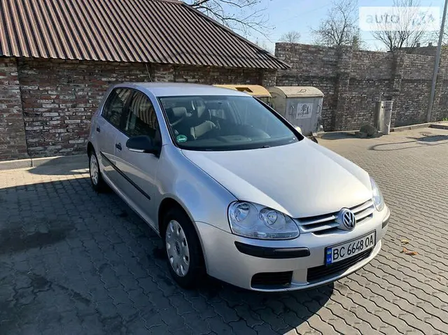 Volkswagen Golf V
