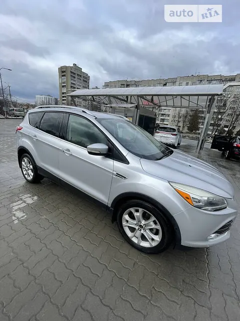 Ford Escape TITANIUM