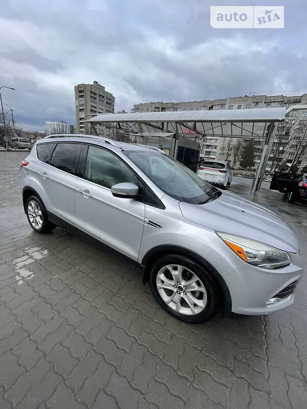 Ford Escape TITANIUM