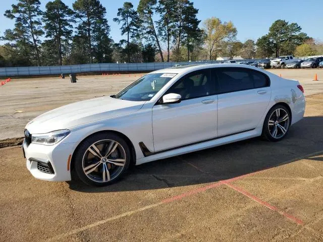 BMW 750 I