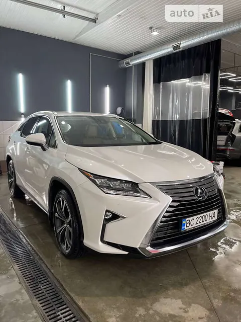 Lexus RX