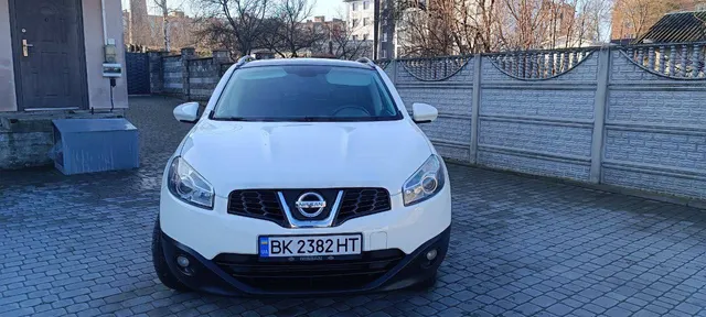 Nissan Qashqai j10