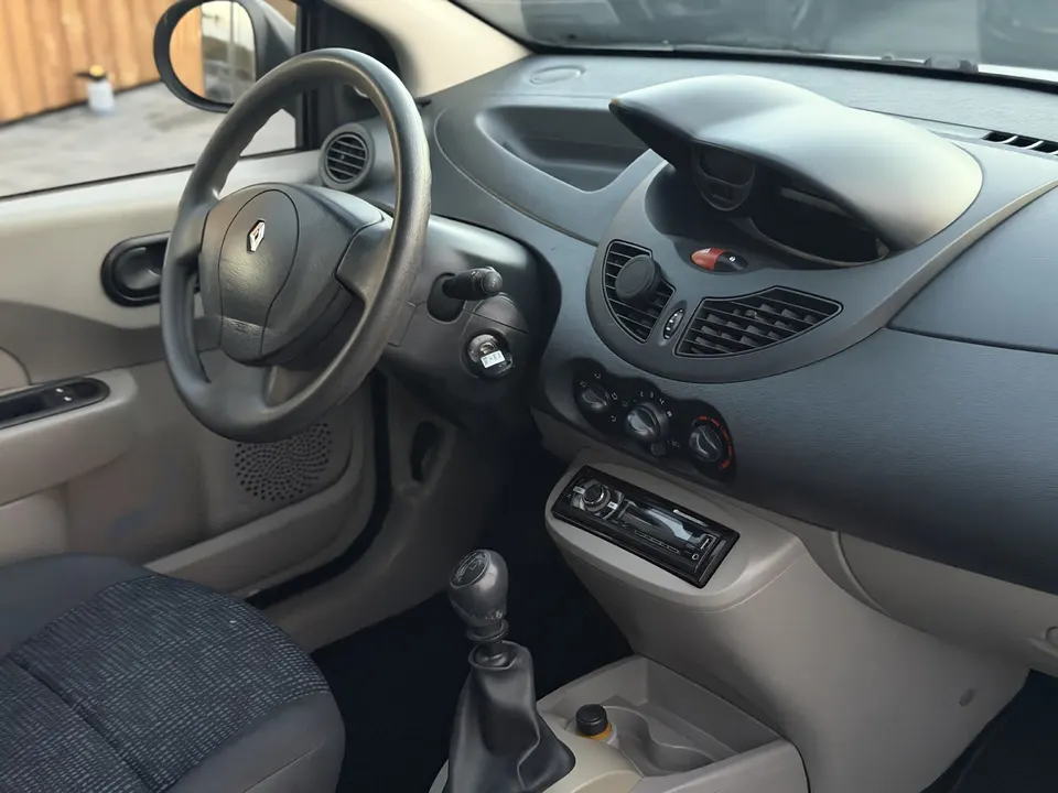 Renault Twingo — фото 10