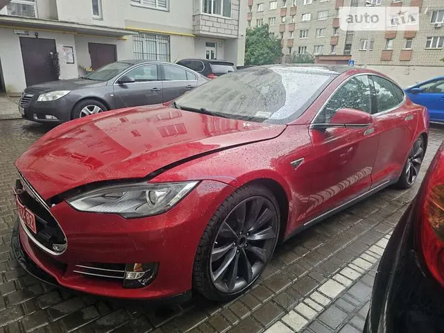 Tesla Model S