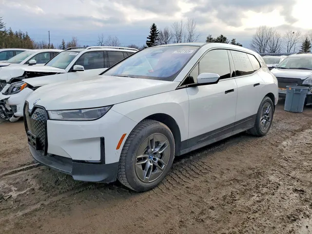 BMW IX XDRIve40