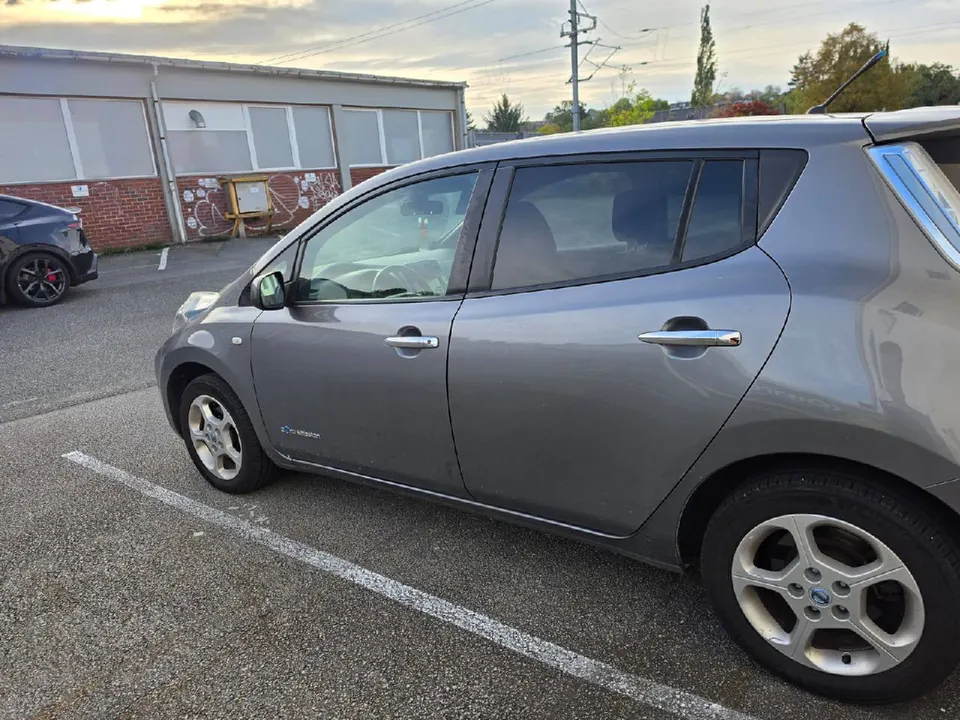 Nissan Leaf Acenta — фото 3