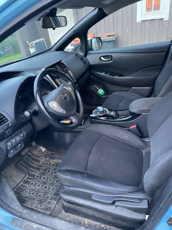 Nissan Leaf Acenta — фото 4