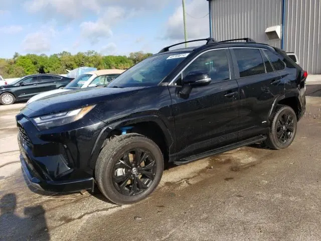 Toyota RAV4 SE