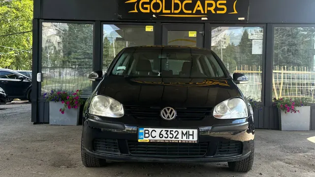 Volkswagen GOLF 5