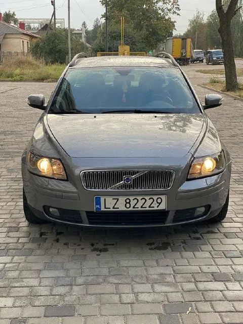 Volvo v50
