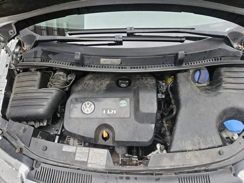 Volkswagen SHARAN 1.9 дизель 85Кв — фото 4