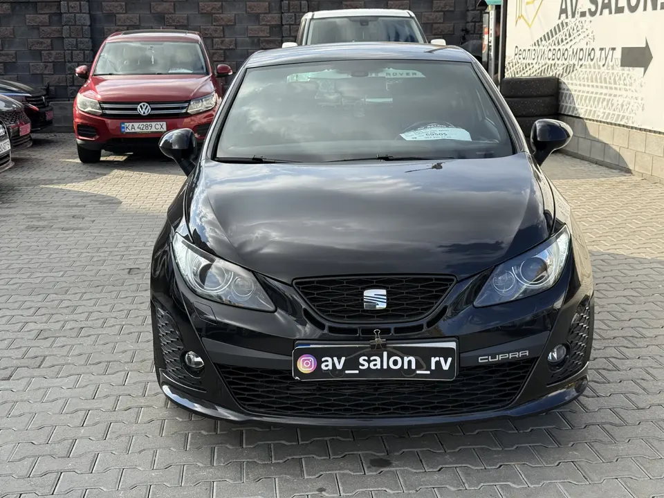 Seat Ibiza — фото 2
