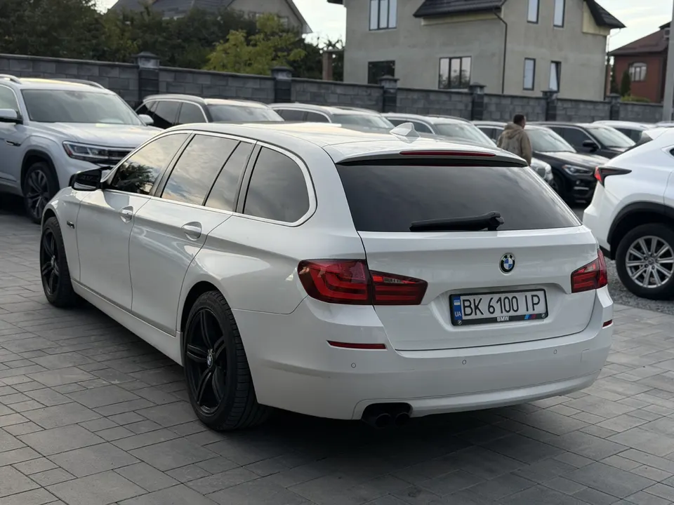 BMW 5 Series — фото 4