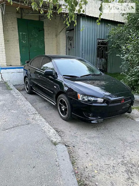 Mitsubishi Lancer