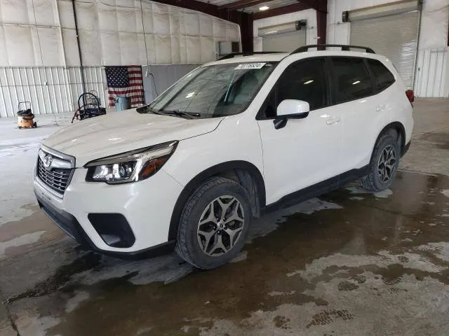 Subaru FORESTER PREMIUM
